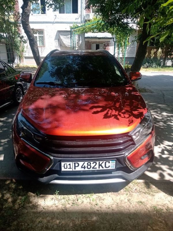Lada Vesta Kros sotiladi Lada Vesta Kros sotiladi