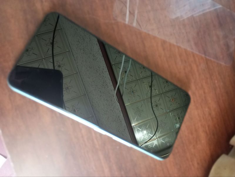 Vivo y03 android