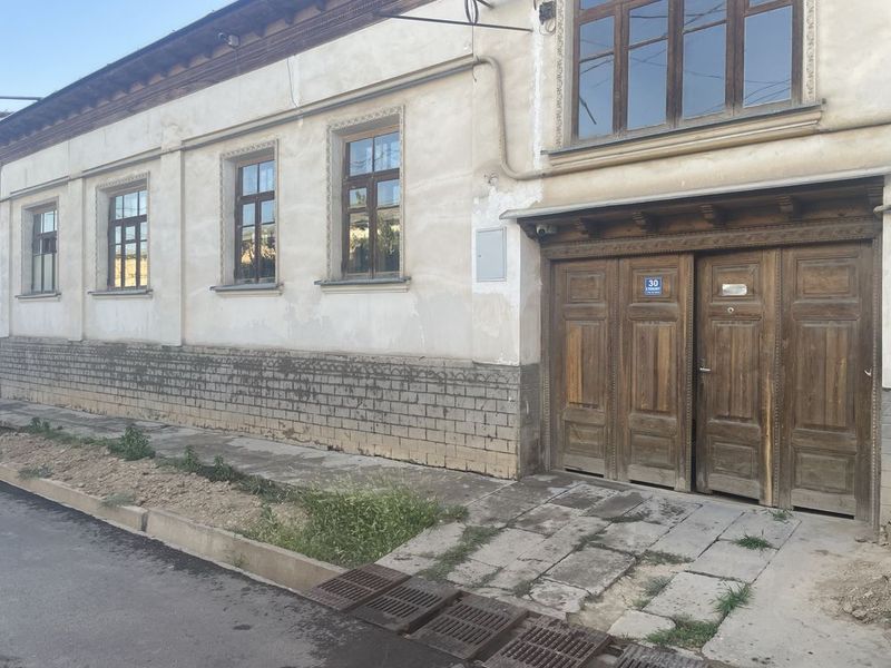 срочно продаётся учассток 5 соток 7 ком учтепа махлля бирлик
