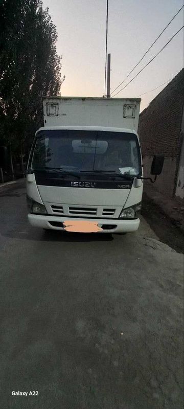 Исузи машина продаётся