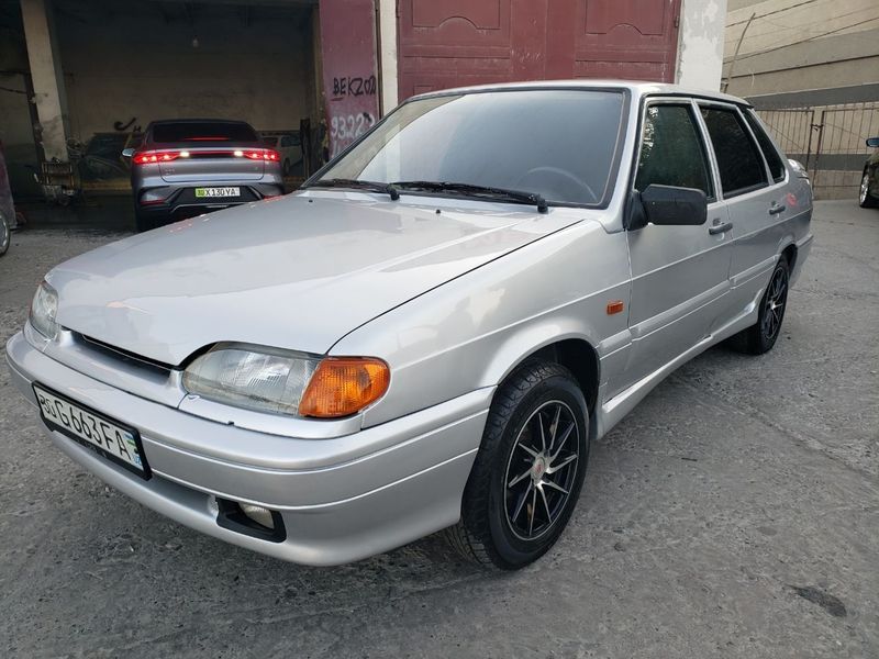 Lada samara 2115 sotiladi Lada samara 2115 sotiladi