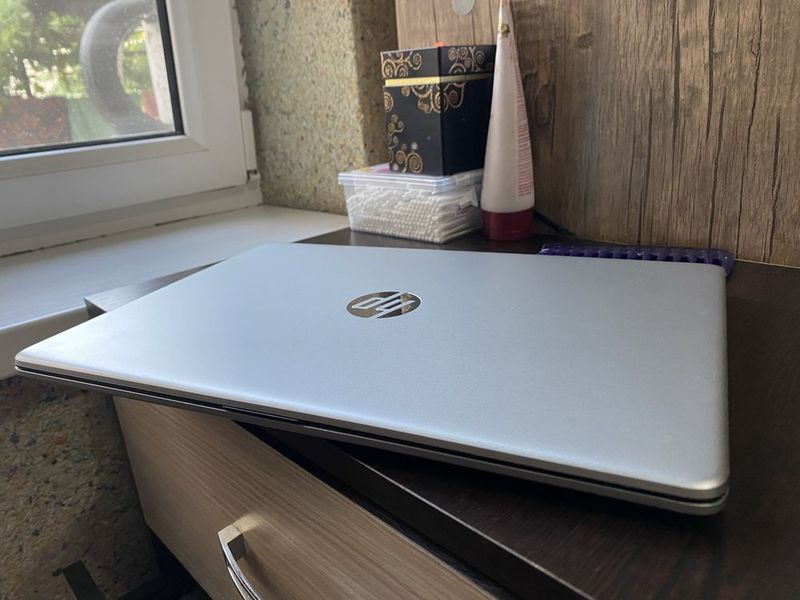 Laptop HP 15s-fq0008nia Intel N4120 / 4GB DDR4 / 256GB SSD / 15.6" HD Laptop HP 15s-fq0008nia Intel N4120 / 4GB DDR4 / 256GB SSD / 15.6" HD