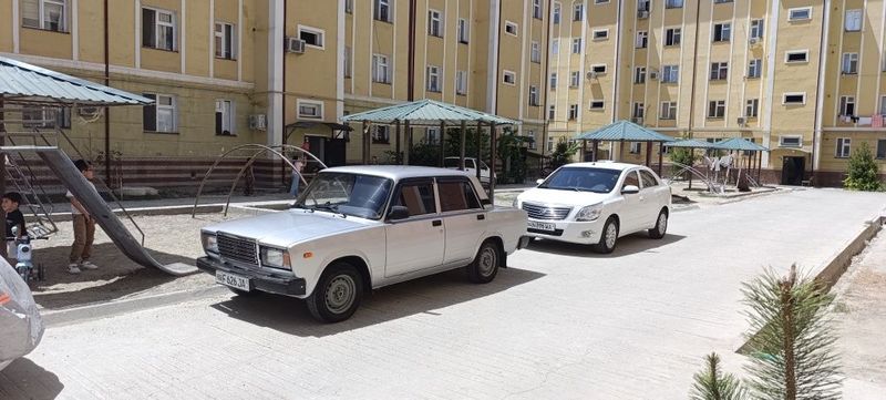 Vaz 2107 sotiladi Vaz 2107 sotiladi