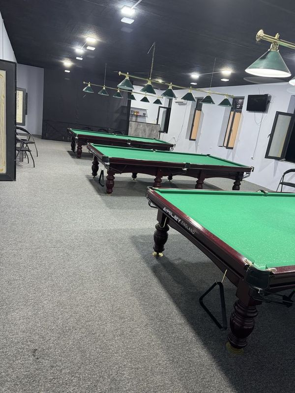 Billiard biznesi sotiladi Billiard biznesi sotiladi