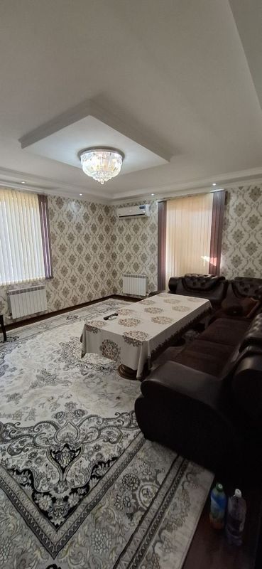 Buxoro shahri Media parkni oldida 3-xonali uy uzoq muddatga ijaraga