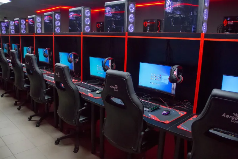 Ремонт компьютеров Установка игровой зал выезд на дом в офис