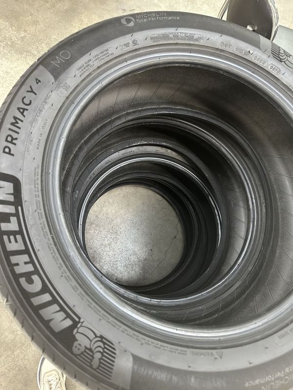 Michelin Primacy 4 MO 235/55 R19 как новые Michelin Primacy 4 MO 235/55 R19 как новые