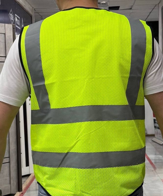 Жилет сигнальный. Jilet siginalniy forma sfatliy maxsulot Жилет сигнальный. Jilet siginalniy forma sfatliy maxsulot