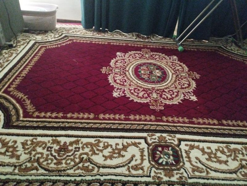 Gilam sotiladi,murojaat uchun 900.000