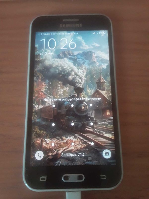 Тел Samsung galaxy j2 и iPod Тел Samsung galaxy j2 и iPod