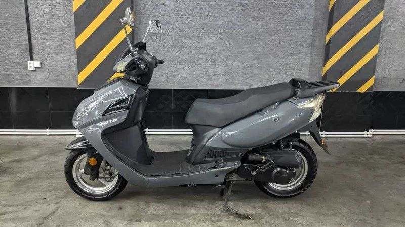 Скутер REAL MOTO, 2018 год, пробег 15500, в доставке не был Скутер REAL MOTO, 2018 год, пробег 15500, в доставке не был