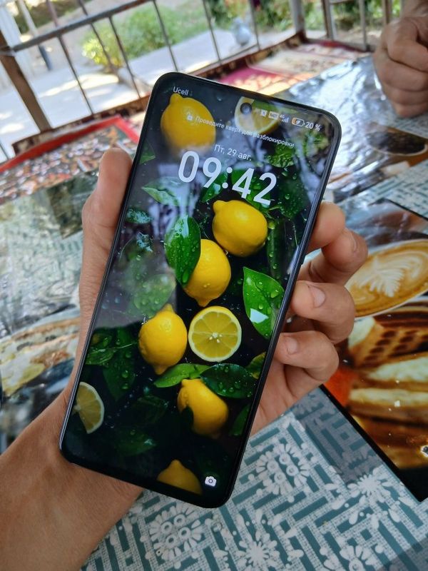 Honor x7b Black smartphone