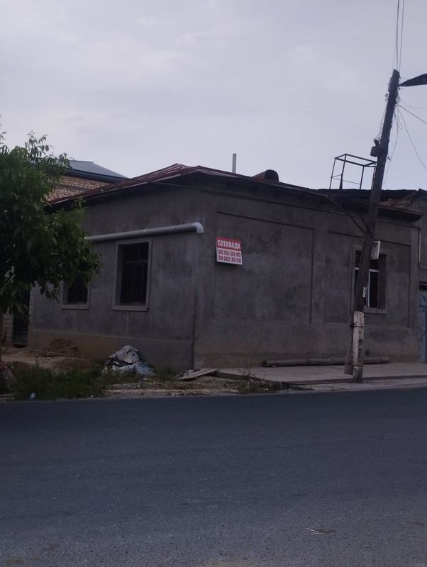 Uy sotiladi yo'li yuzida kichik ittifoq turopobod maxalla 4 xona Uy sotiladi yo'li yuzida kichik ittifoq turopobod maxalla 4 xona