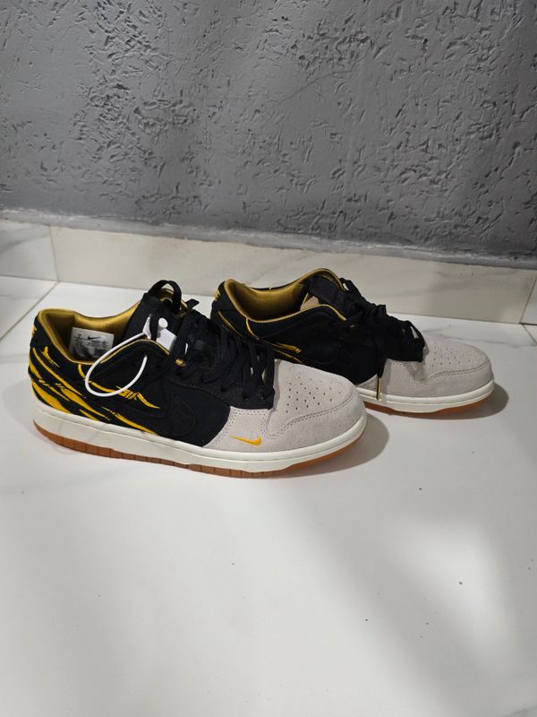 кроссовки Nike