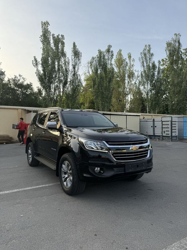 Trailblazer 2021 yil Trailblazer 2021 yil