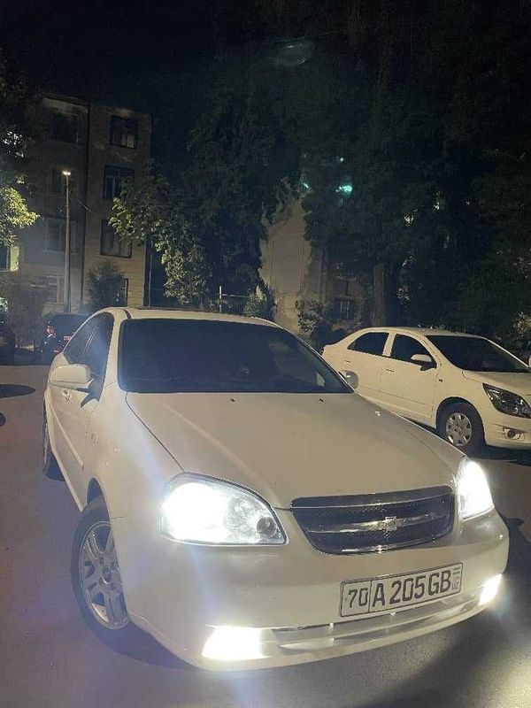 Lacetti 1.6 ijara