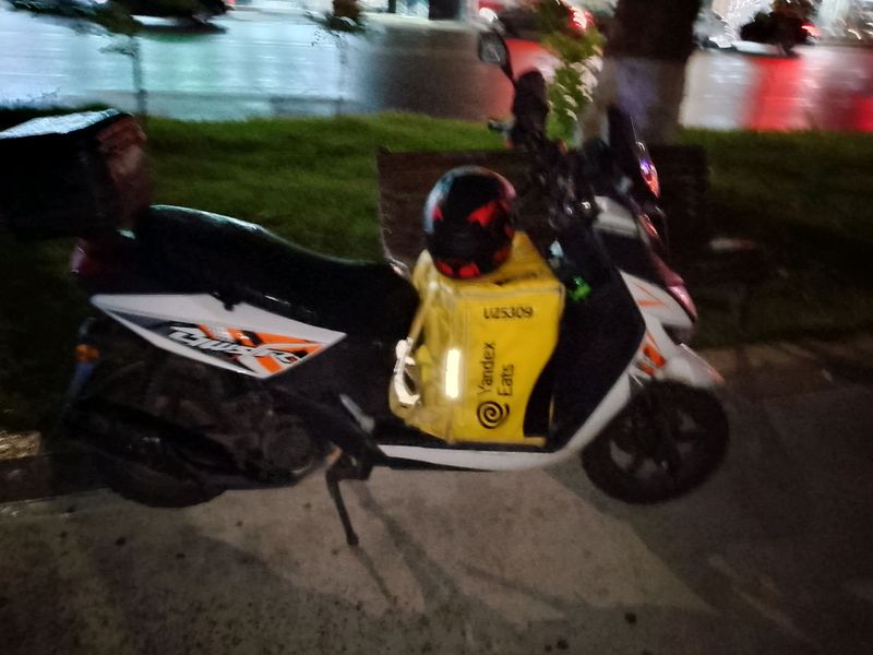 skuter samuray benzinli sotiladi 800$ skuter samuray benzinli sotiladi 800$