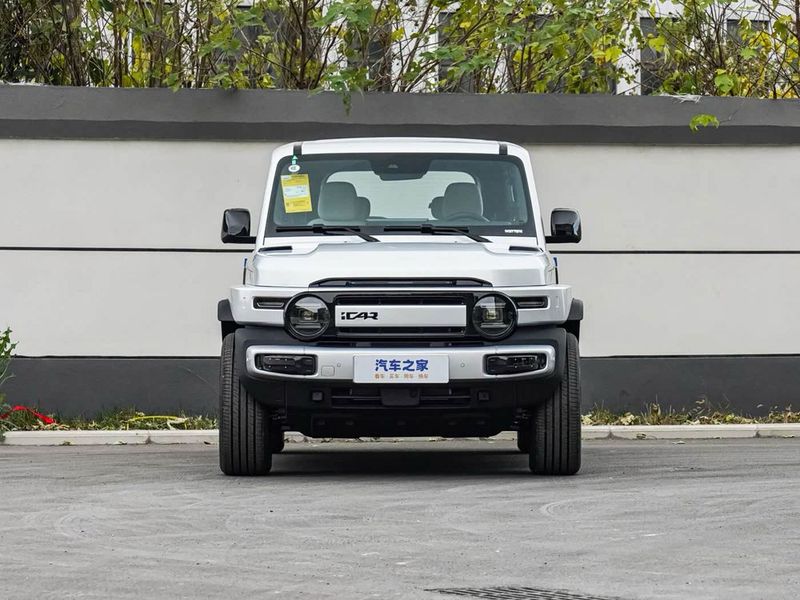 iCar V23 2025 модель с пробегом для предзаказ