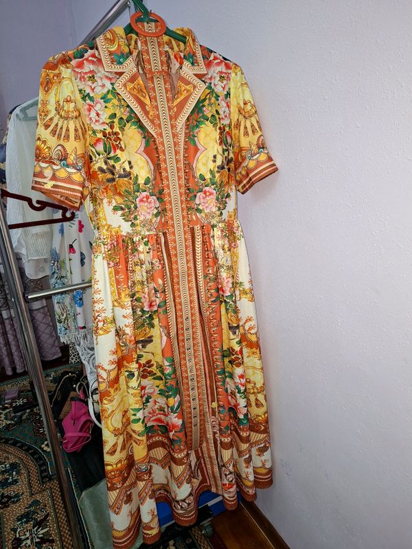 Платье Платье