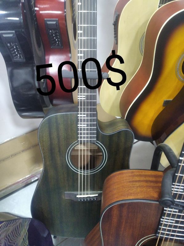 Gitara 500 $ kelishamiz