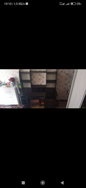 Продается стол для компьютера Продается стол для компьютера