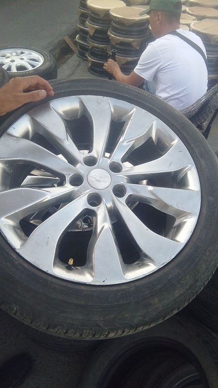 Malibu. 1. Ga 19..Razmer singan svarkasi yuq xolati yaxshi