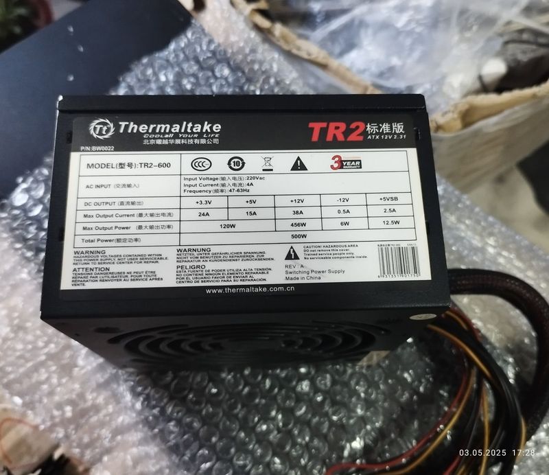 Блок питания Thermaltake 500w Блок питания Thermaltake 500w