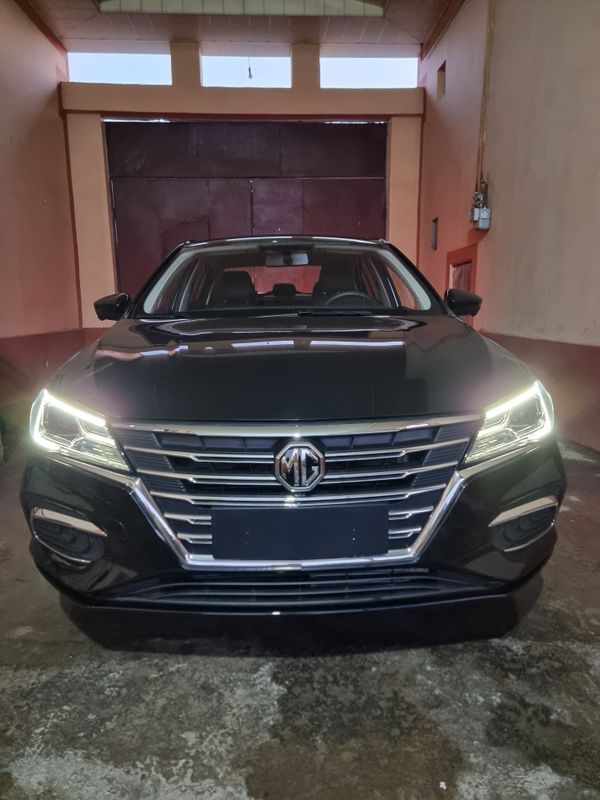 Новий MG 5 biznes Новий MG 5 biznes