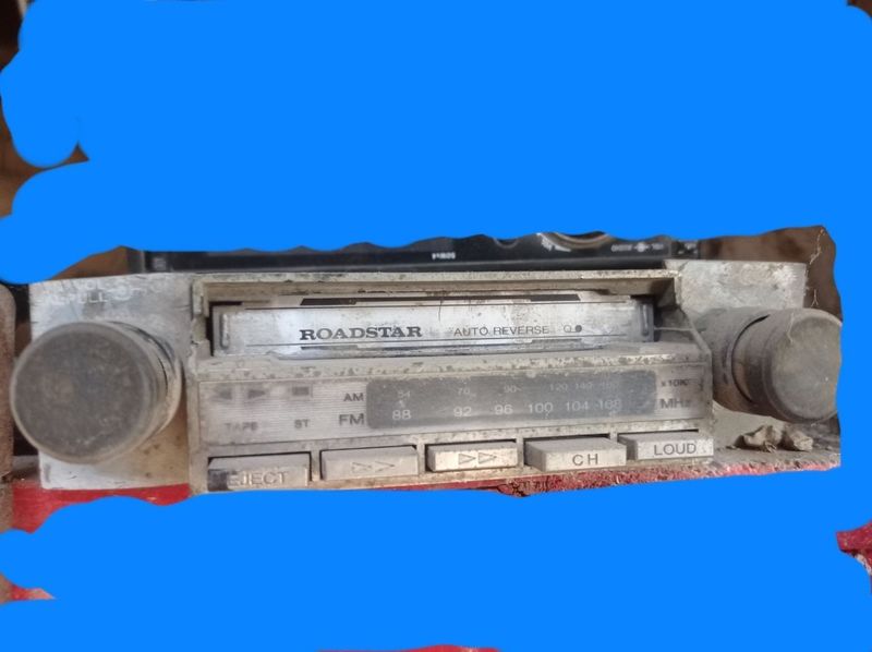 Roadstar kasetni magnitafon