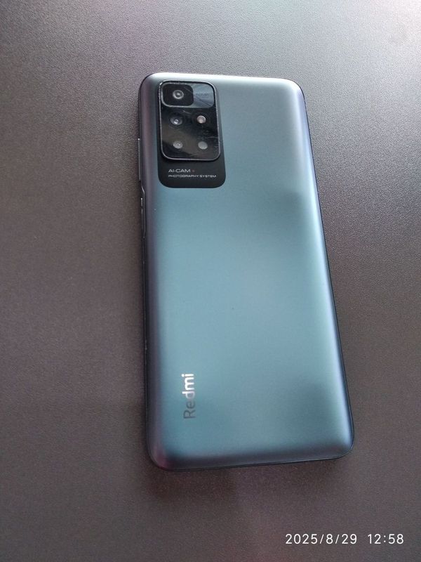 Redmi 10 sotiladi Redmi 10 sotiladi
