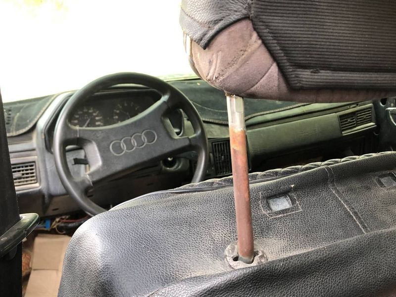 Audi 100 na xadu