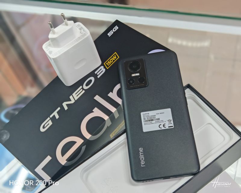 Realme GT Neo 3 150ватт зарядка Realme GT Neo 3 150ватт зарядка
