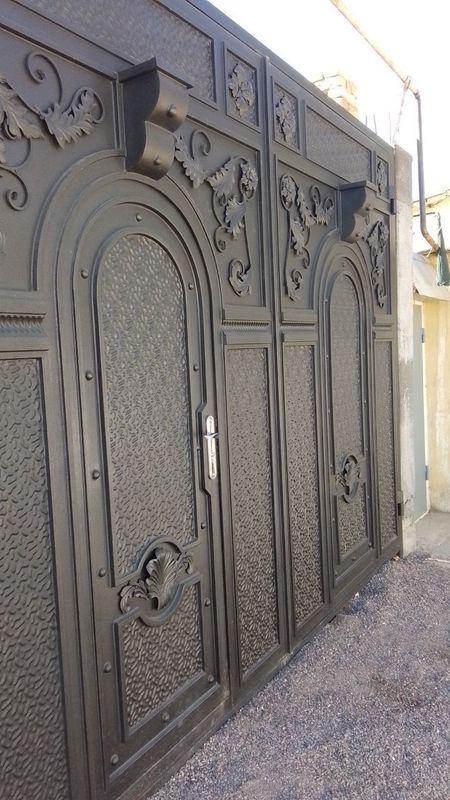 Уй сотилади Янгийул центрида Уй сотилади Янгийул центрида