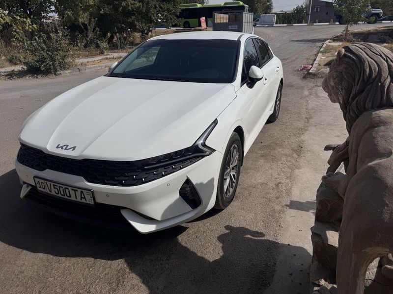 Продаётся Kia K5 2-позиция 2022 года