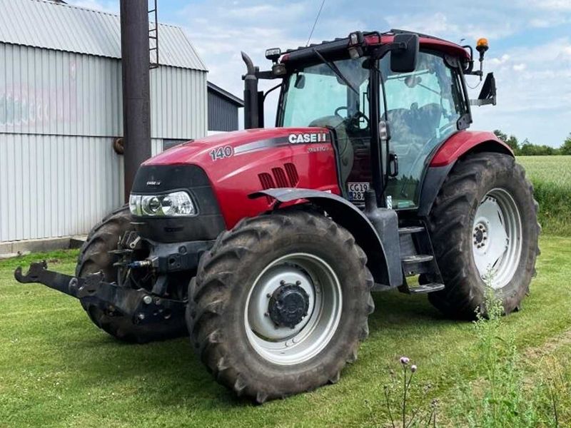 Колесный трактор Case IH 140 Колесный трактор Case IH 140