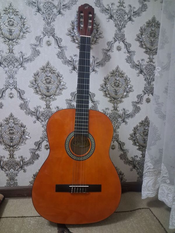 Gitara klasicheskiy Gitara klasicheskiy