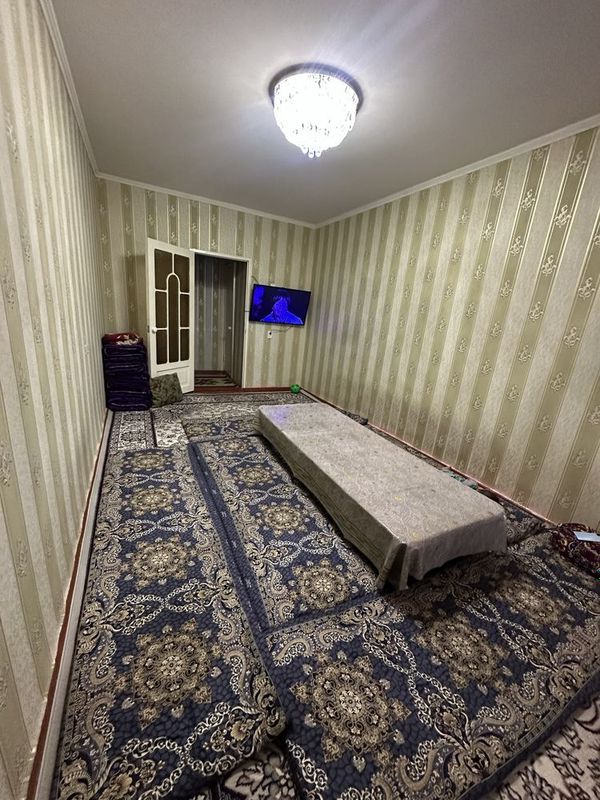 Уй сотилади 3х хоналик панелный