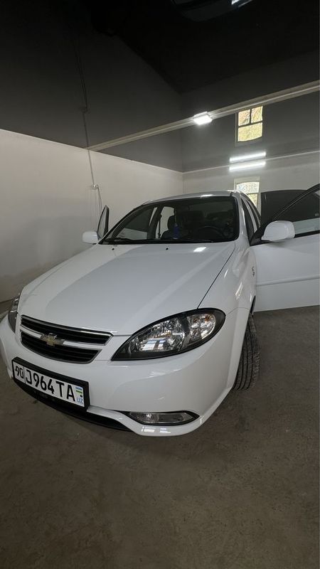 Lacetti 2023 benzin, gaz , bor xolati zor ayol kishi xaydagan