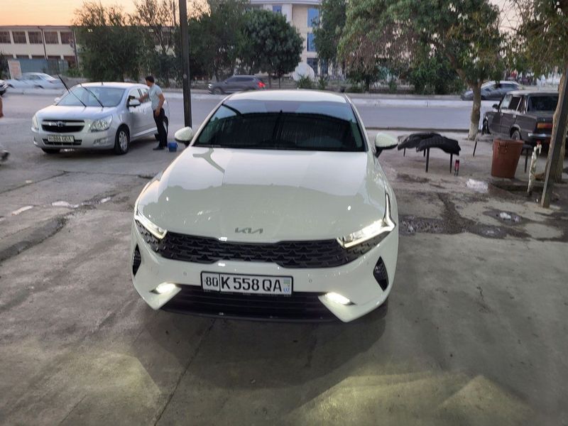 Kia k5 sotiladi 2.5 mator