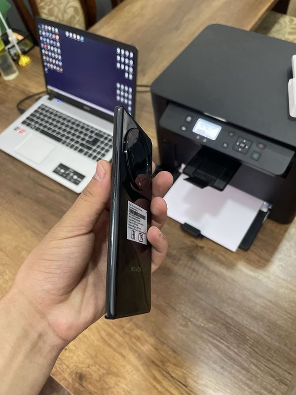Srochni sotiladi Xonor x9a 5G Srochni sotiladi Xonor x9a 5G