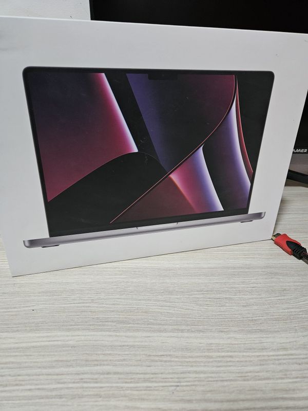 MacBook Pro M2 Pro MacBook Pro M2 Pro