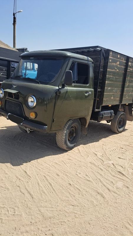 Uaz 3303 sotiladi Uaz 3303 sotiladi