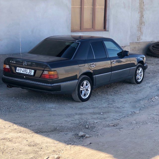 W124 E300 chirigan joyi yoq 3.2 obem m103 motor 6silindrlik idealmotor W124 E300 chirigan joyi yoq 3.2 obem m103 motor 6silindrlik idealmotor