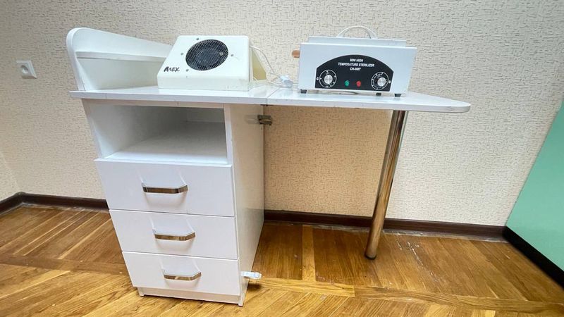 Продам стол Продам стол