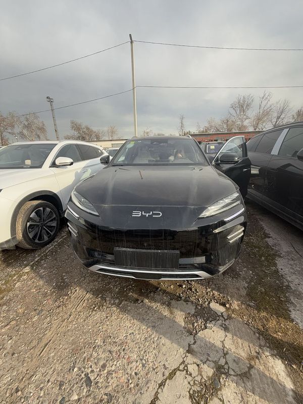 BYD chempion qora rangli 605kM 2025 model toshkenta tayyor