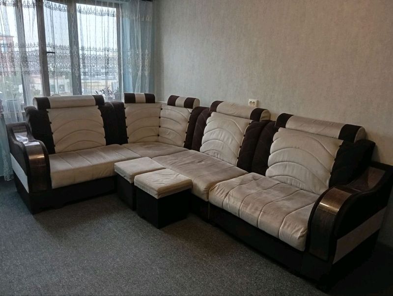 продам уголок для зала продам уголок для зала