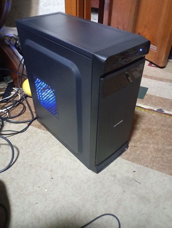 Компьютер кейс CPU i3 Компьютер кейс CPU i3