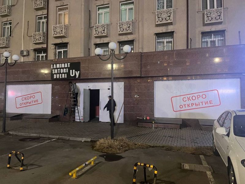 Паркентский нежилое помещение 675кв.м первая линия вдоль дороги срочно Паркентский нежилое помещение 675кв.м первая линия вдоль дороги срочно