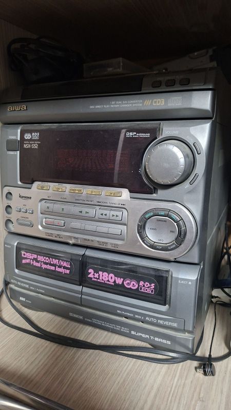 Центр AIWA 552.