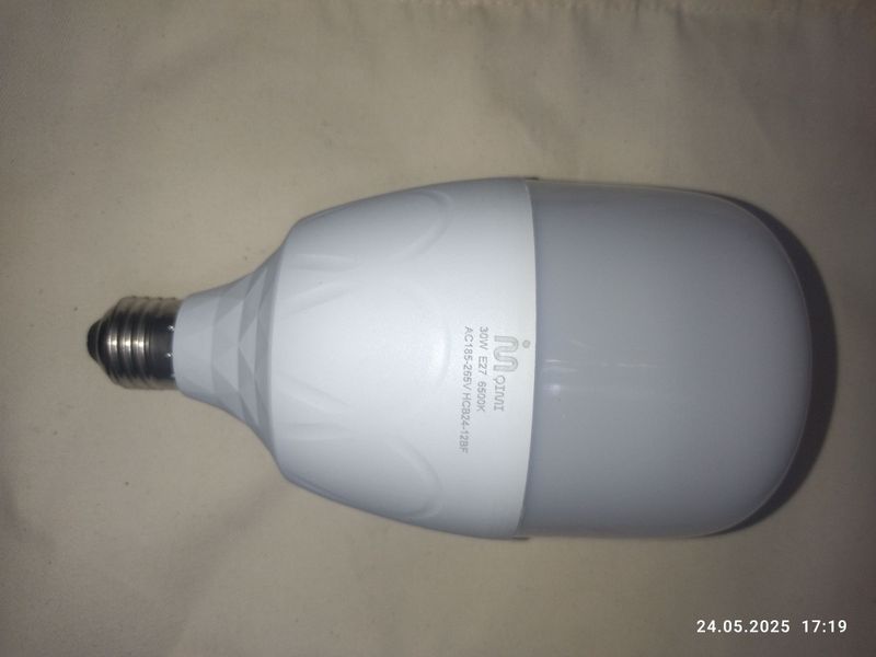 LED lampochka 30W LED lampochka 30W